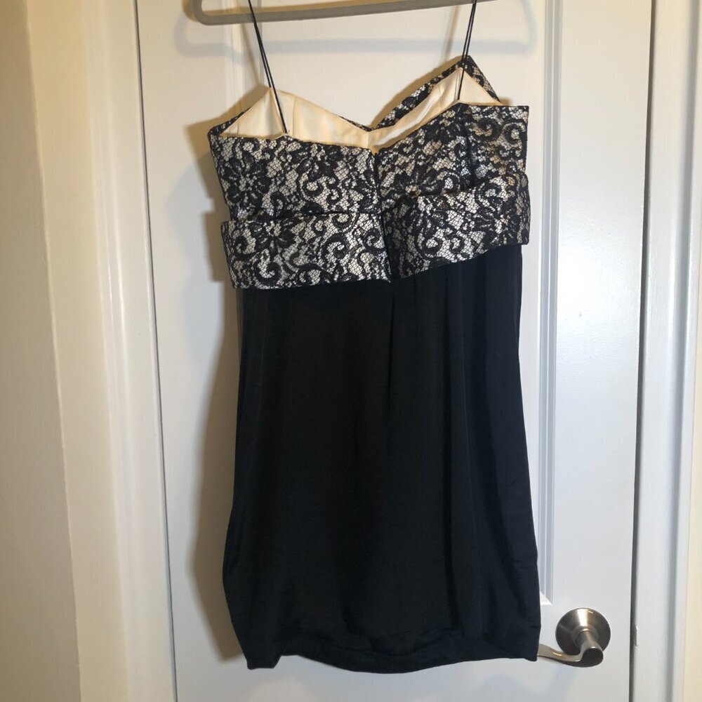 Marchesa Notte Black And White Lace Mini Cocktail Dress Size 6 EUC - Picture 4 of 12